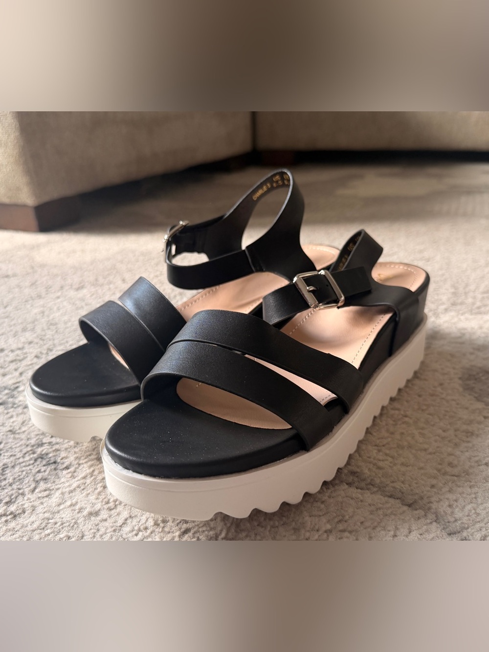 Dream Pairs Black Platform Wedge Sandals Ankle Strap - Size 8.5